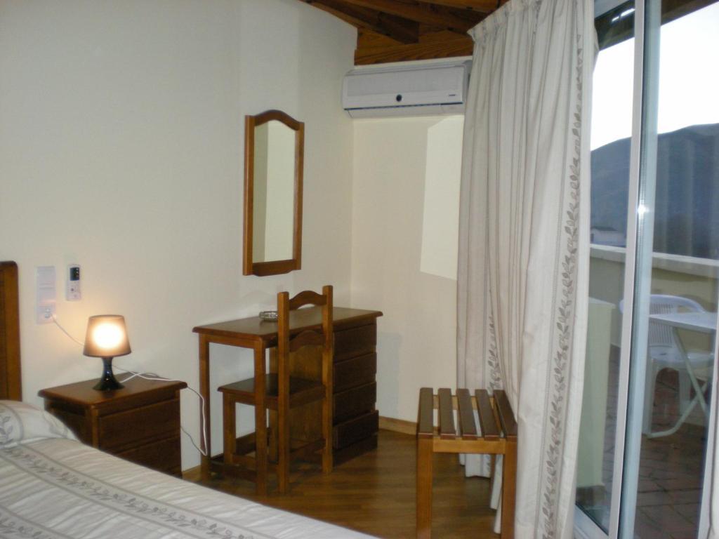 Labella Maria Hotel Pinos Genil Szoba fotó
